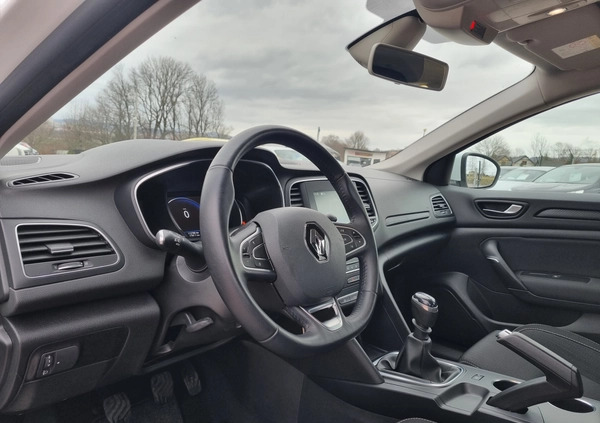 Renault Megane cena 46700 przebieg: 112800, rok produkcji 2018 z Kłodzko małe 781
